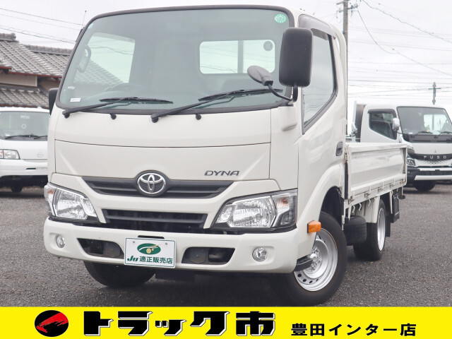 TOYOTA DYNA 2021
