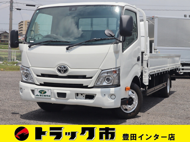 TOYOTA DYNA 2019