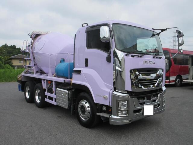 ISUZU GIGA 2018