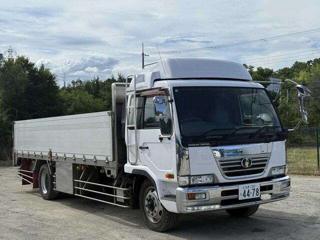 UD CONDOR S 2004