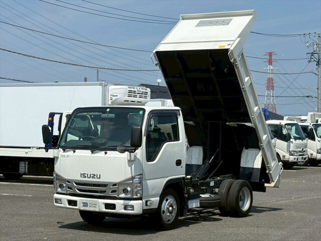 ISUZU ELF UT 2023