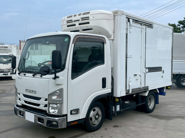 ISUZU ELF UT 2017