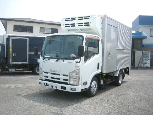ISUZU ELF UT 2012