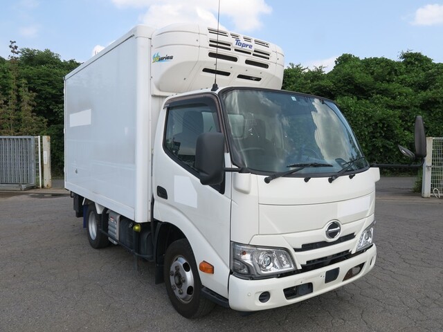 HINO DUTRO 2019