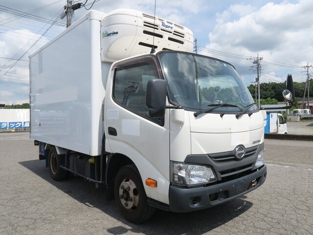 HINO DUTRO 2018