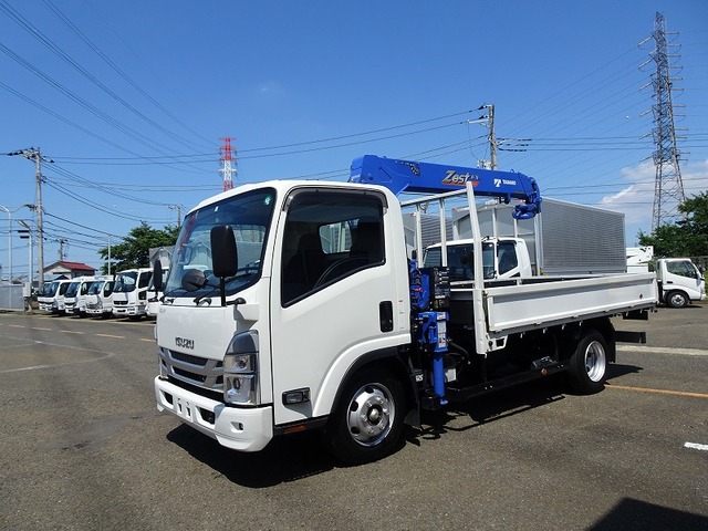 ISUZU ELF UT 2023