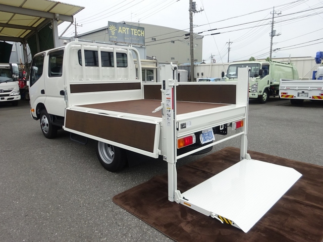 HINO DUTRO 2024