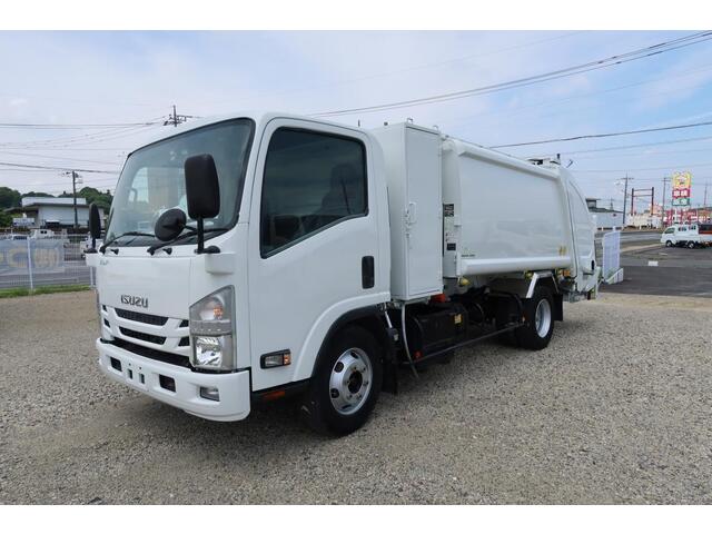 ISUZU ELF UT 2015