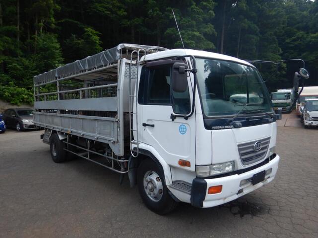 UD CONDOR S 2003