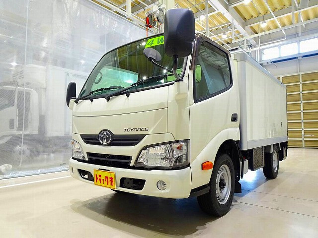 TOYOTA TOYOACE 2020