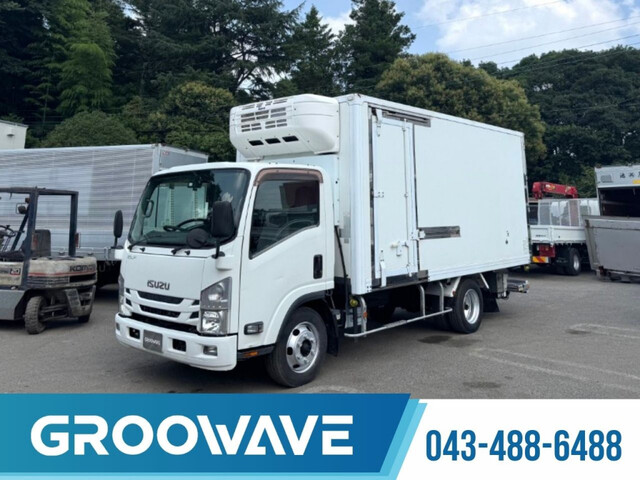 ISUZU ELF UT 2015