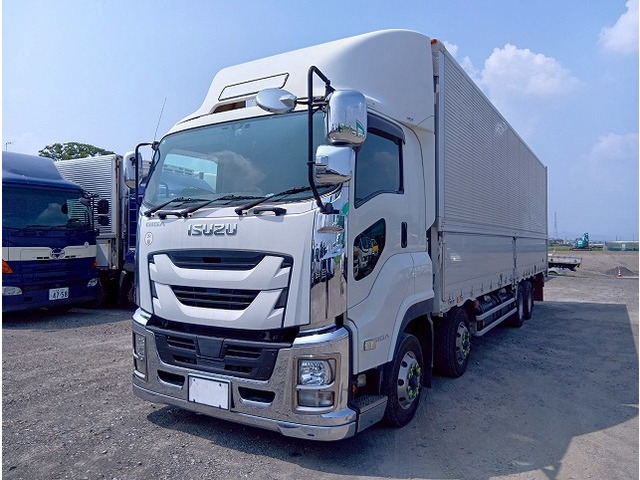 ISUZU GIGA 2017