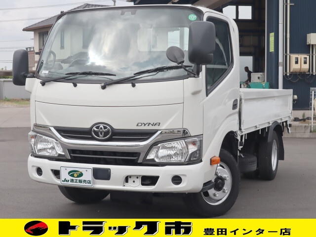 TOYOTA DYNA 2018