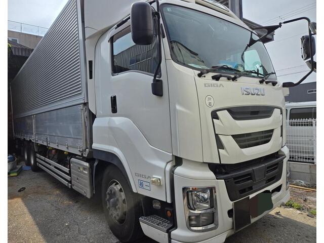 ISUZU GIGA 2018