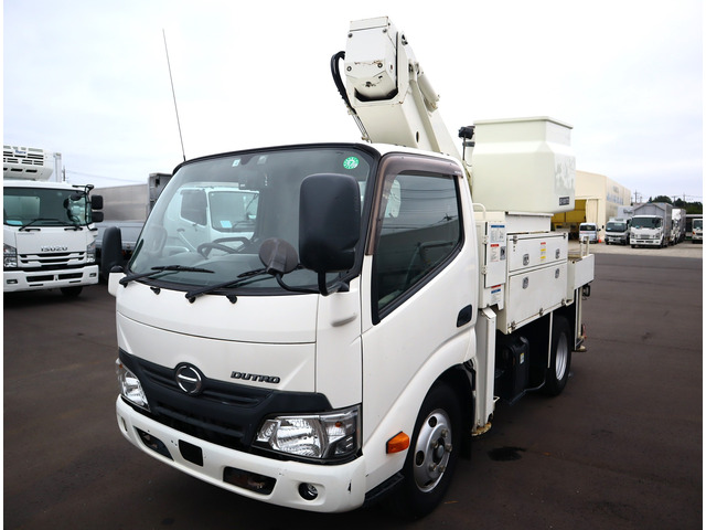 HINO DUTRO 2017
