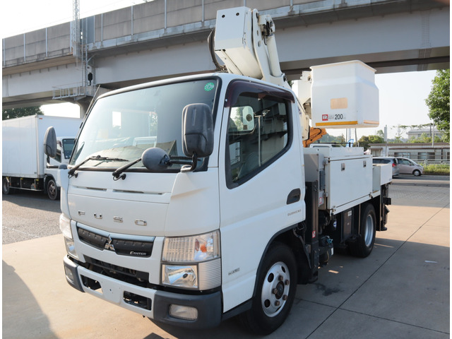 MITSUBISHI CANTER GUTS 2017