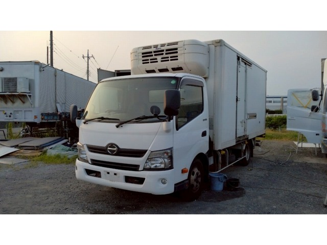 HINO DUTRO 2015