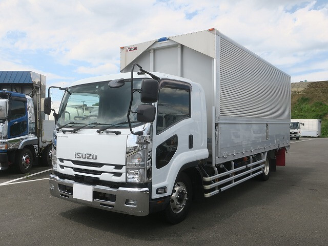 ISUZU FORWARD JUSTON 2020