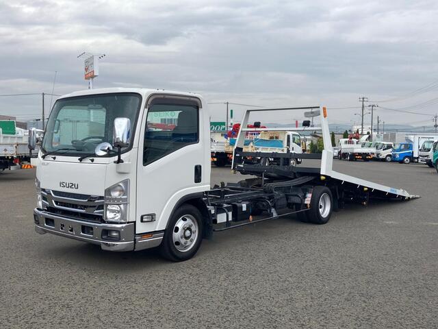 ISUZU ELF UT 2020