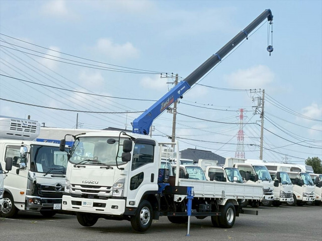 ISUZU FORWARD JUSTON 2023
