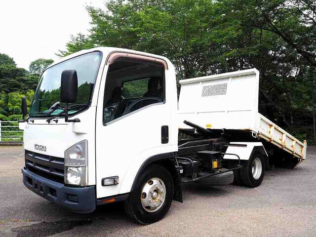 ISUZU ELF UT 2014