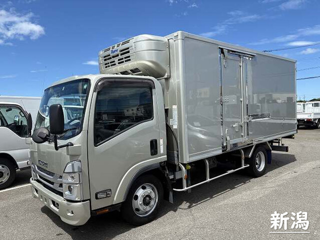 ISUZU ELF UT 2022