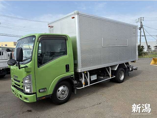 ISUZU ELF UT 2017