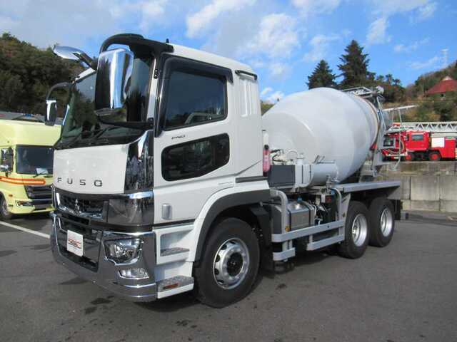 MITSUBISHI SUPER GREAT 2024