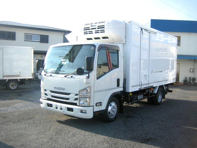 ISUZU ELF UT 2019