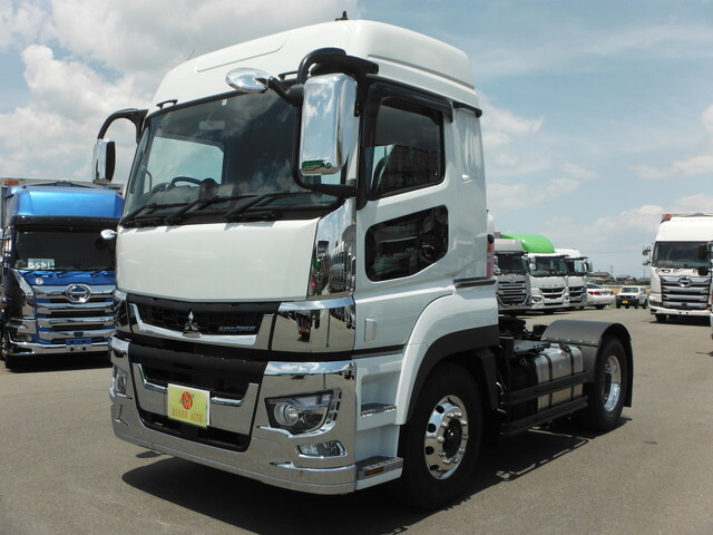 MITSUBISHI SUPER GREAT 2024