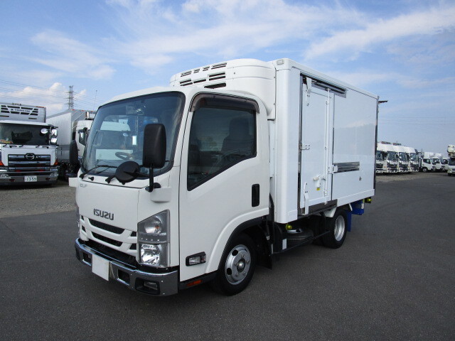 ISUZU ELF UT 2021