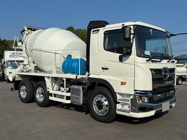 HINO PROFIA 2024
