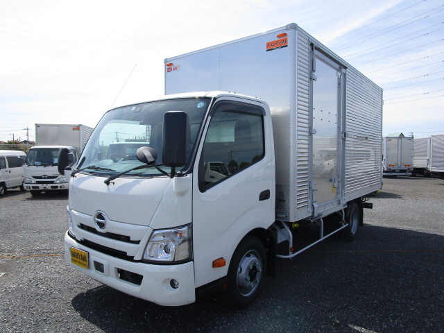 HINO DUTRO 2023