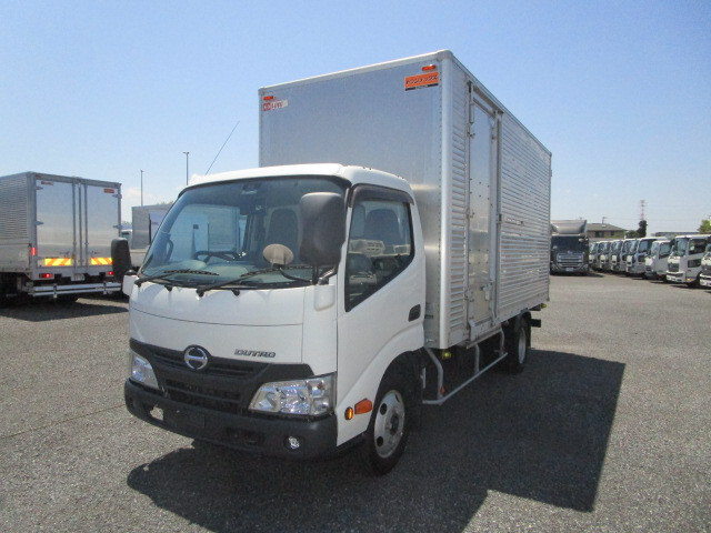 HINO DUTRO 2019