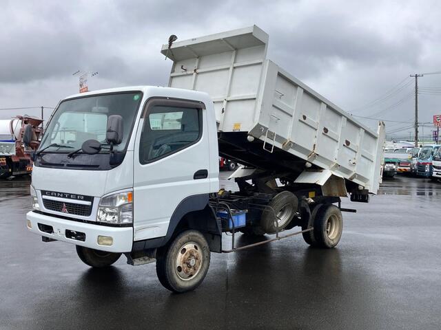 MITSUBISHI CANTER GUTS 2004