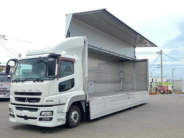 MITSUBISHI SUPER GREAT 2012