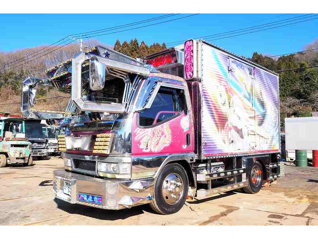 MITSUBISHI CANTER GUTS 2002