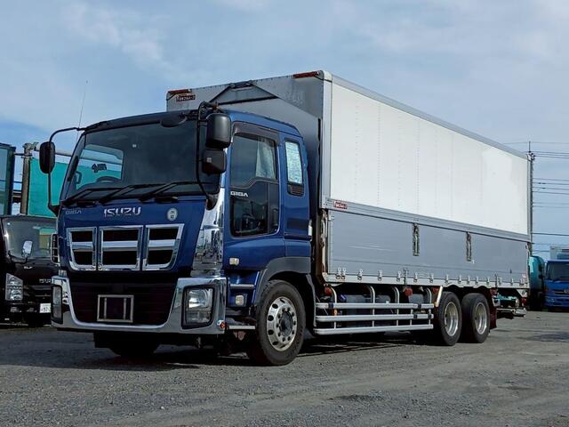 ISUZU GIGA 2013