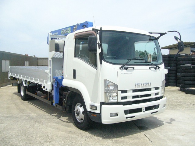 ISUZU FORWARD JUSTON 2014