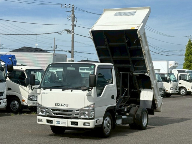 ISUZU ELF UT 2023