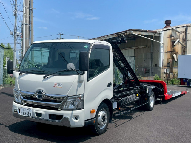 HINO DUTRO 2022