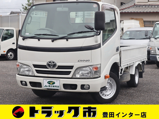 TOYOTA DYNA 2015