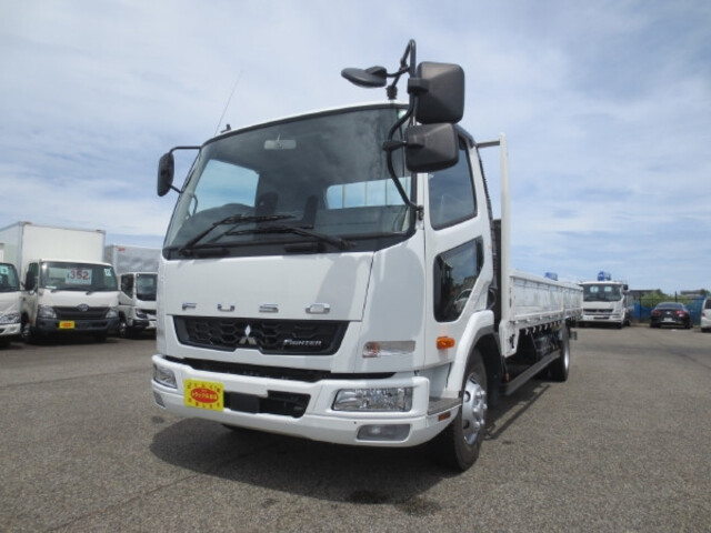 MITSUBISHI FIGHTER MIGNON 2021