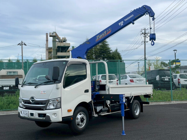 HINO DUTRO 2024