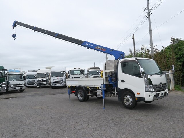 HINO DUTRO 2019