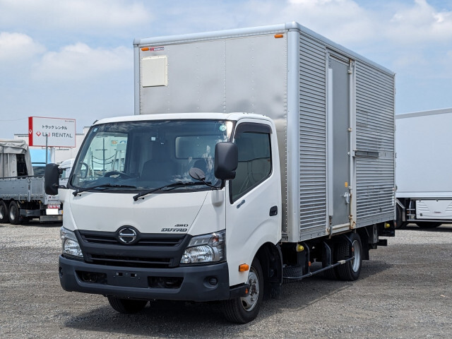 HINO DUTRO 2018