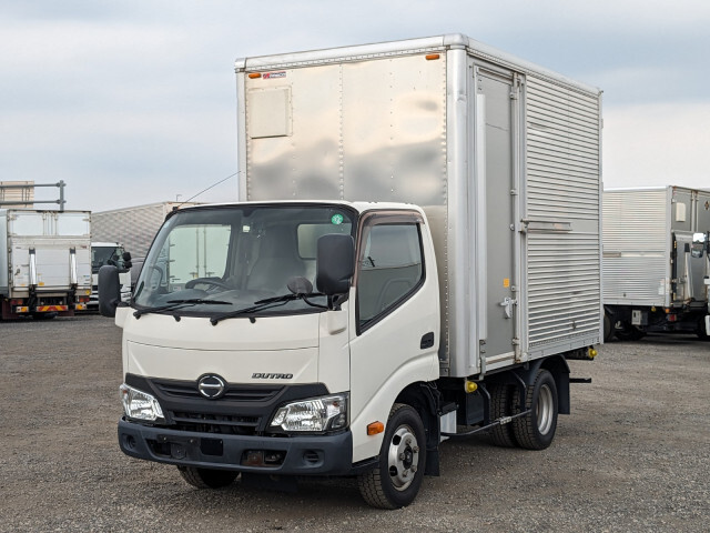 HINO DUTRO 2018