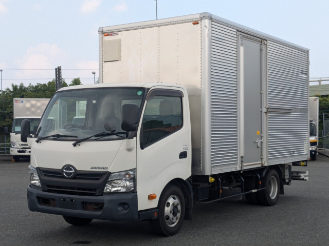 HINO DUTRO 2018