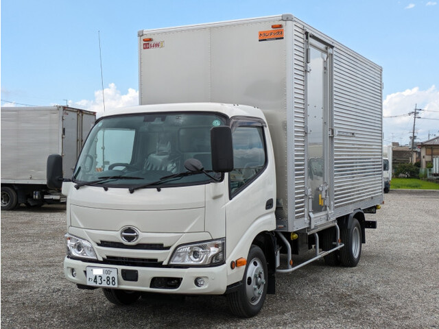 HINO DUTRO 2025