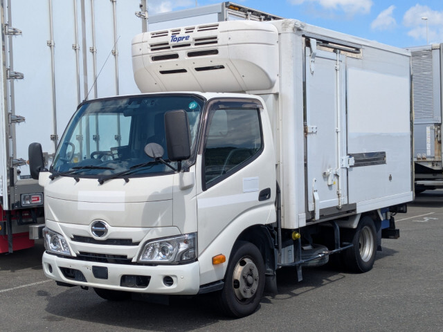 HINO DUTRO 2020